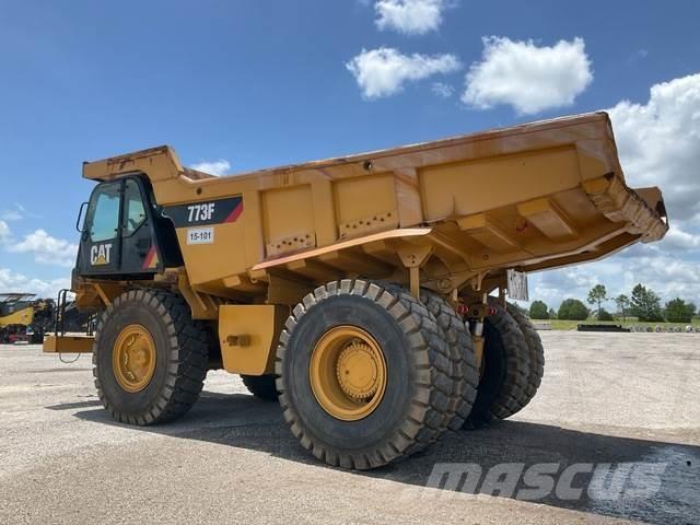 CAT 773F Zglobni demperji