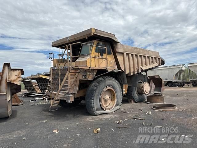 CAT 777B Zglobni demperji