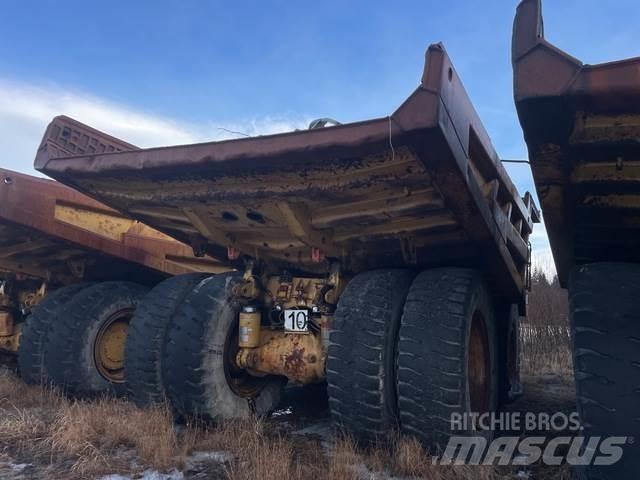 CAT 777D Zglobni demperji