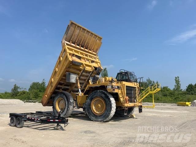CAT 777D Zglobni demperji