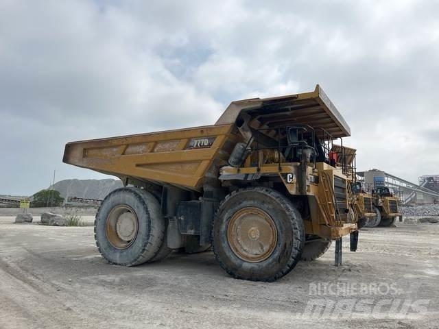CAT 777D Zglobni demperji