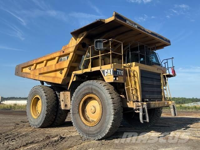 CAT 777D Zglobni demperji