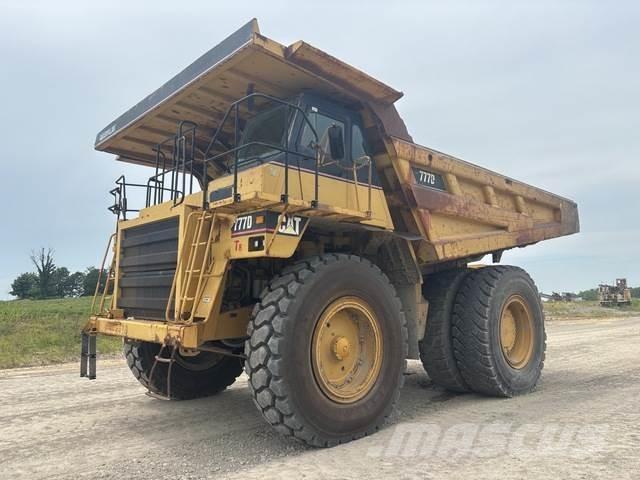 CAT 777D Zglobni demperji