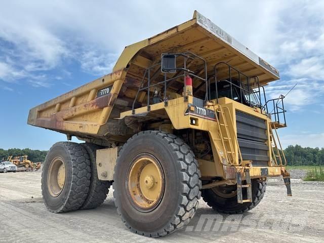 CAT 777D Zglobni demperji