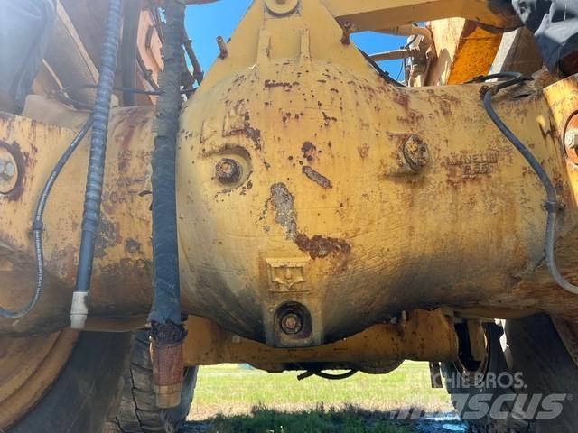 CAT 777D Drugo