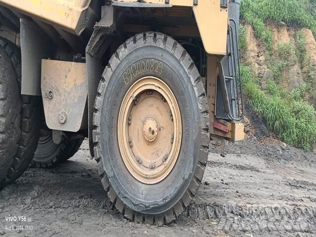 CAT 777E Zglobni demperji
