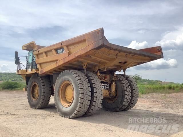 CAT 777F Zglobni demperji