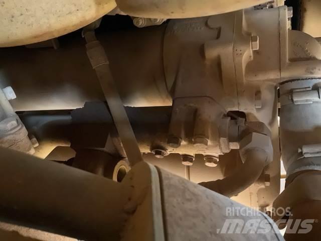 CAT 777F Zglobni demperji