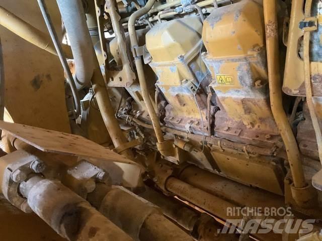 CAT 785D Zglobni demperji