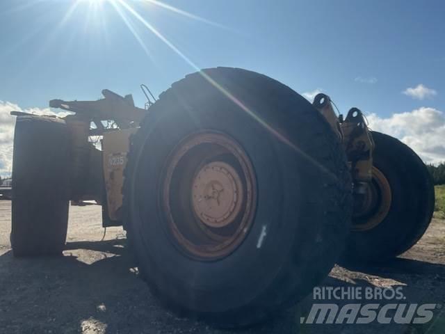 CAT 789B Zglobni demperji