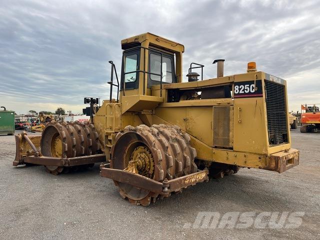 CAT 825C Kompaktorji tal
