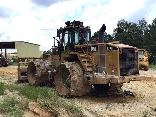 CAT 826G Kompaktorji tal