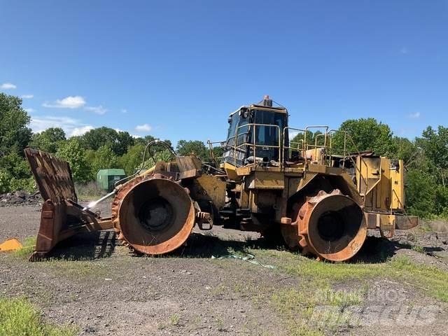 CAT 836G Kompaktorji tal
