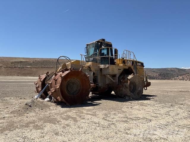 CAT 836G Kompaktorji tal