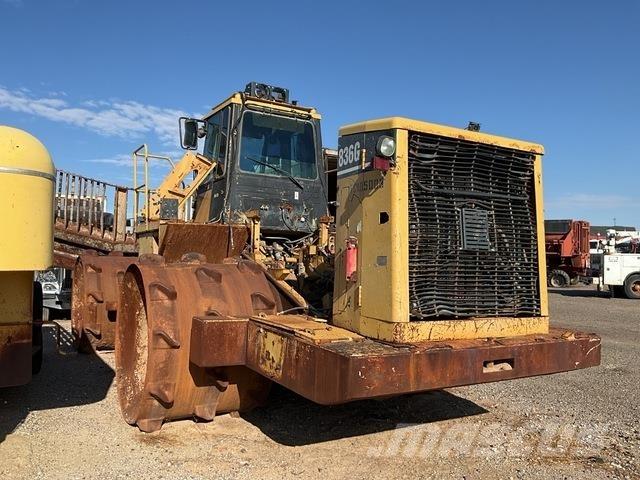 CAT 836G Kompaktorji tal