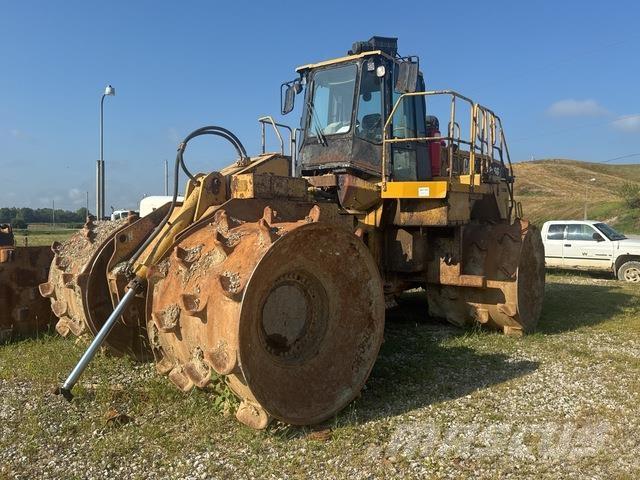 CAT 836G Kompaktorji tal