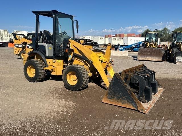 CAT 903C2 Kolesni nakladalci