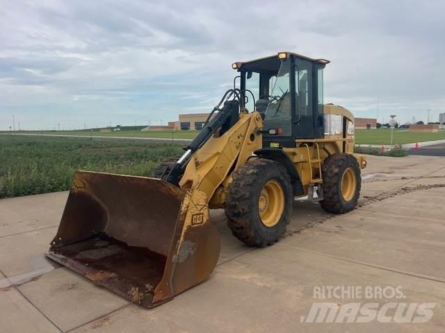 CAT 924G Kolesni nakladalci
