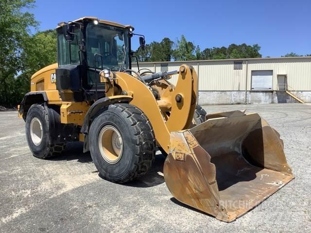 CAT 926M Kolesni nakladalci