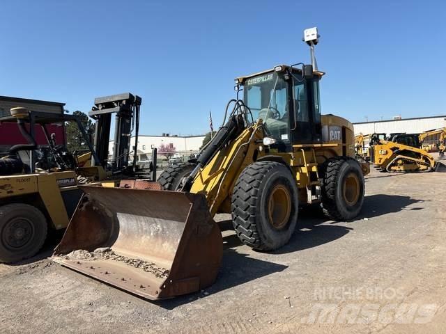 CAT 930G Kolesni nakladalci