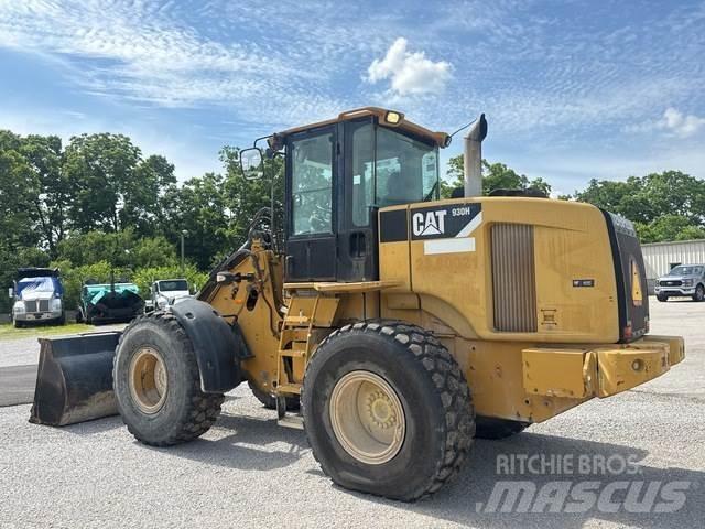 CAT 930H Kolesni nakladalci