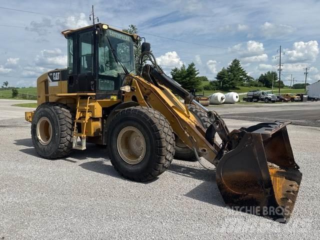 CAT 930H Kolesni nakladalci