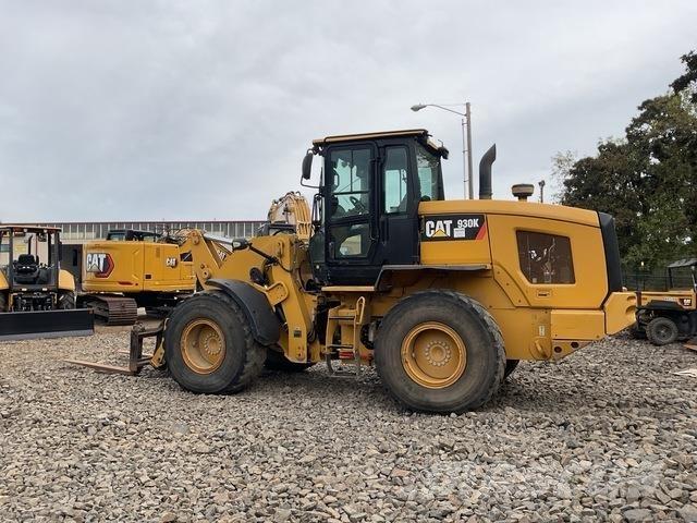 CAT 930K Kolesni nakladalci