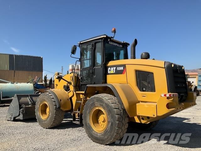CAT 938K Kolesni nakladalci