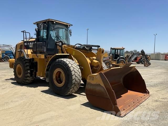 CAT 950 Kolesni nakladalci