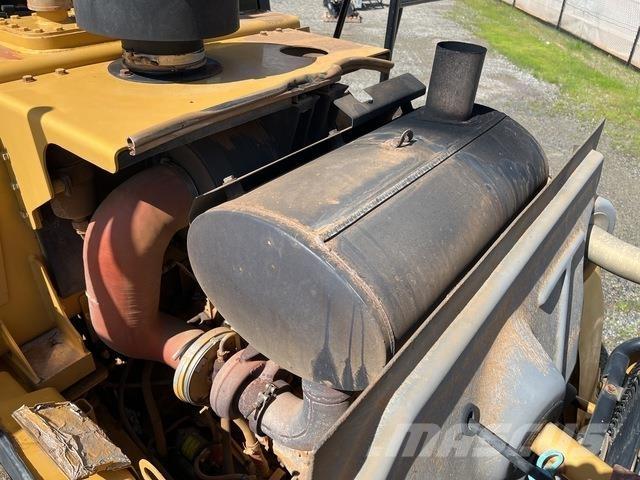 CAT 950 H Kolesni nakladalci