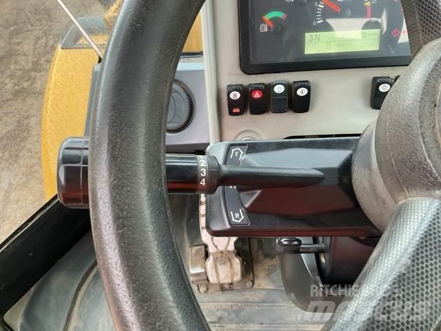 CAT 950GC Kolesni nakladalci