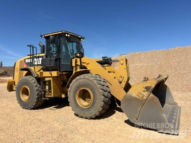 CAT 950K Kolesni nakladalci