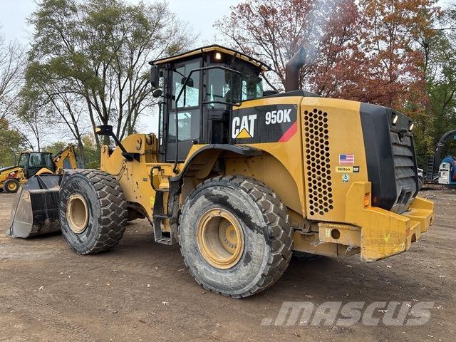 CAT 950K Kolesni nakladalci