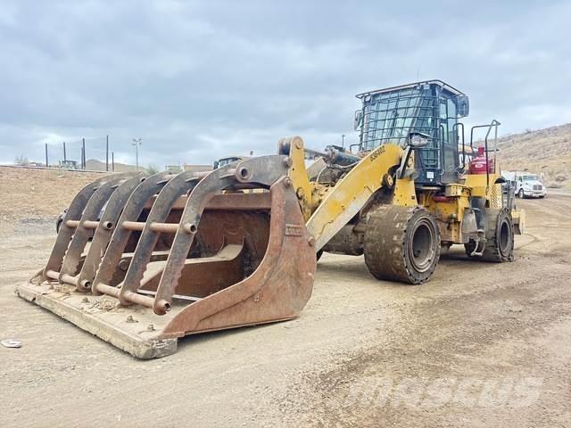 CAT 950M Kolesni nakladalci