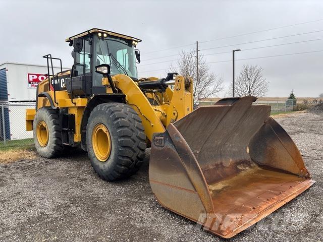 CAT 950M Kolesni nakladalci