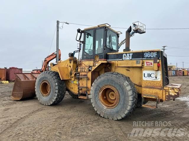 CAT 960F Kolesni nakladalci