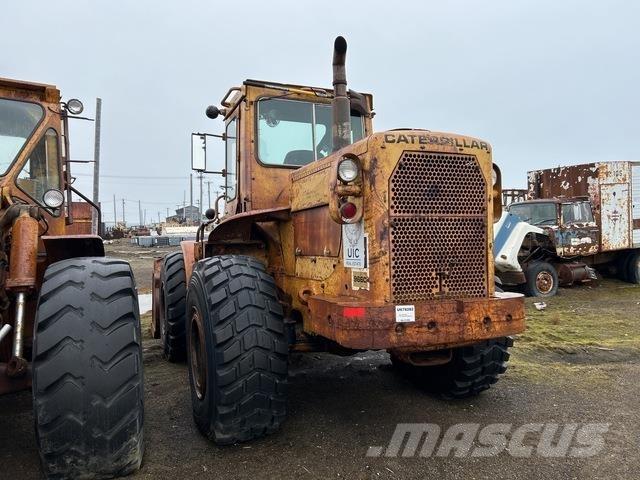 CAT 966C Kolesni nakladalci