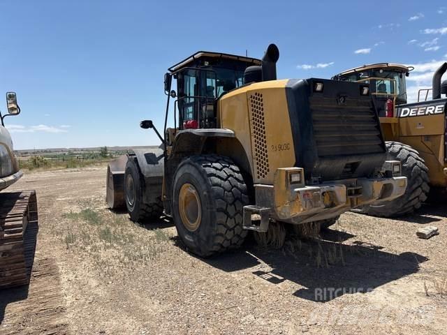 CAT 966K Kolesni nakladalci