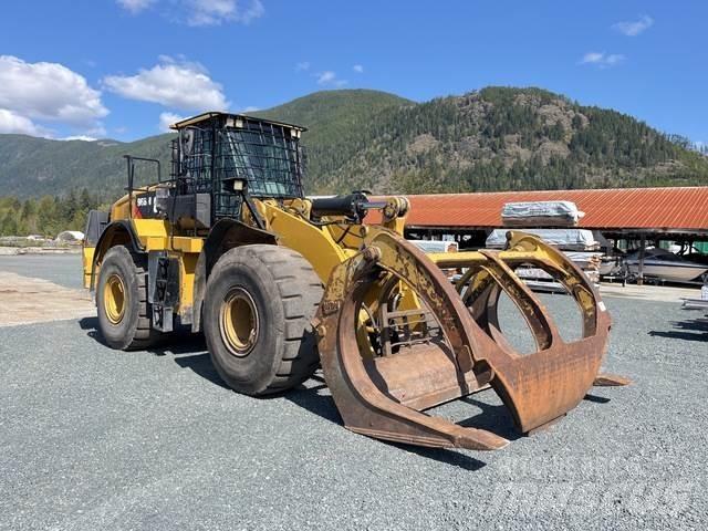 CAT 966M Kolesni nakladalci