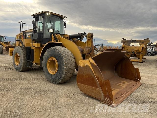 CAT 966M XE Kolesni nakladalci