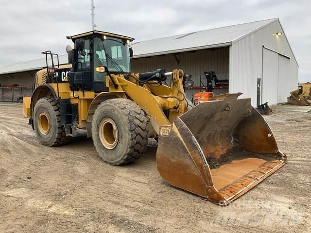 CAT 972K Kolesni nakladalci