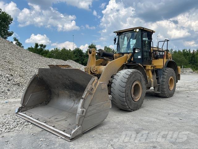 CAT 972M Kolesni nakladalci
