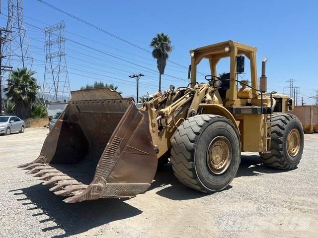 CAT 980B Kolesni nakladalci