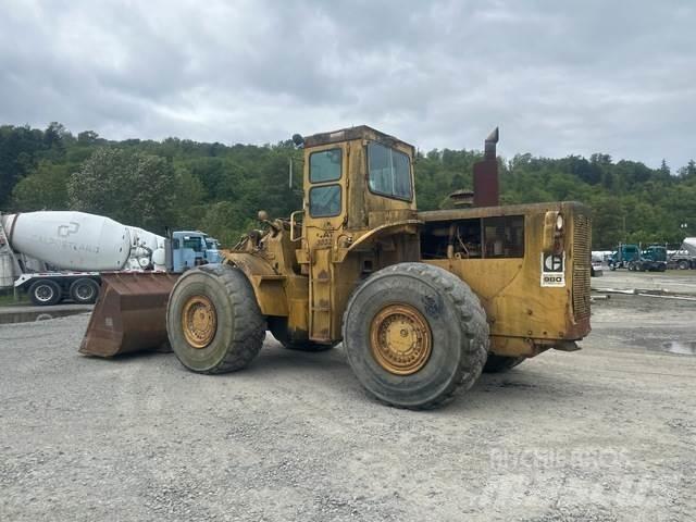 CAT 980B Kolesni nakladalci