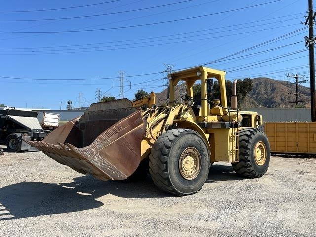 CAT 980B Kolesni nakladalci