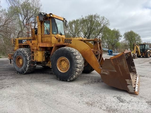 CAT 980C Kolesni nakladalci
