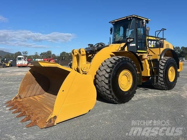 CAT 980M Kolesni nakladalci