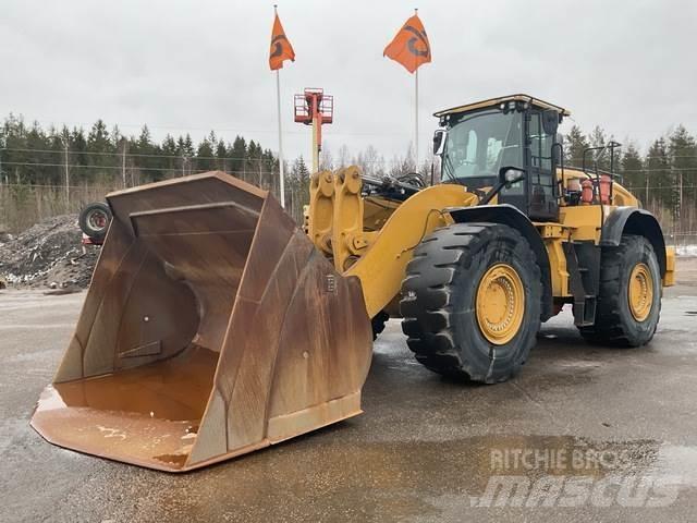 CAT 982M Kolesni nakladalci