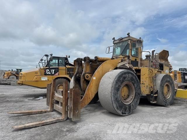 CAT 988B Kolesni nakladalci