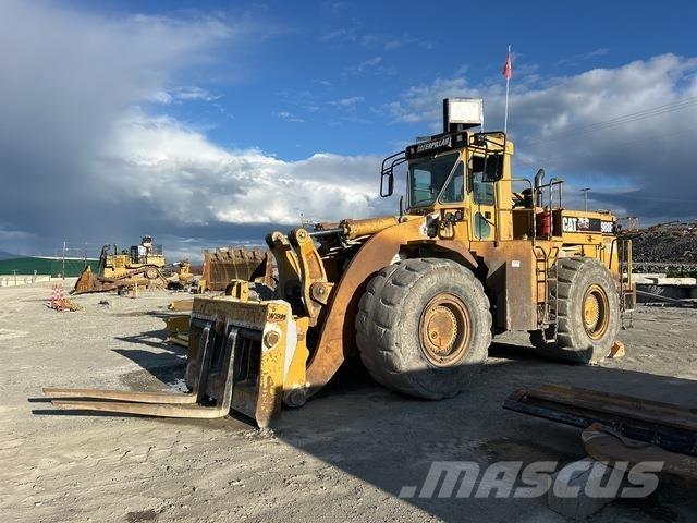 CAT 988F Kolesni nakladalci